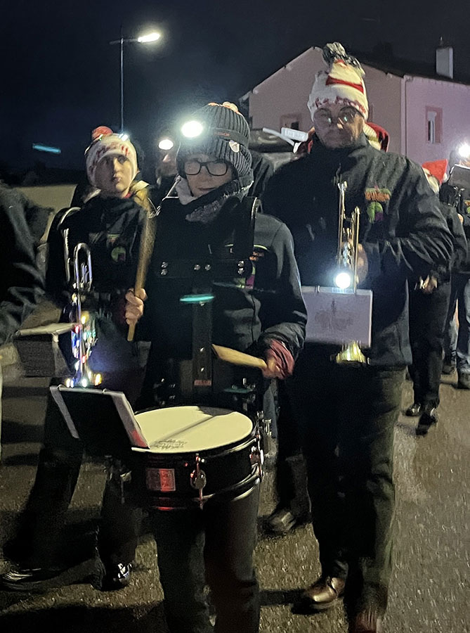 Défilé de la Saint-Nicolas 2025 à Golbey avec l'Orchestre d'Harmonie de l'Union Musicale de Golbey